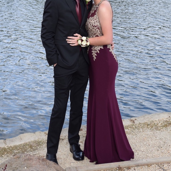 Xscape Dresses & Skirts - Maroon and Gold Prom Dress